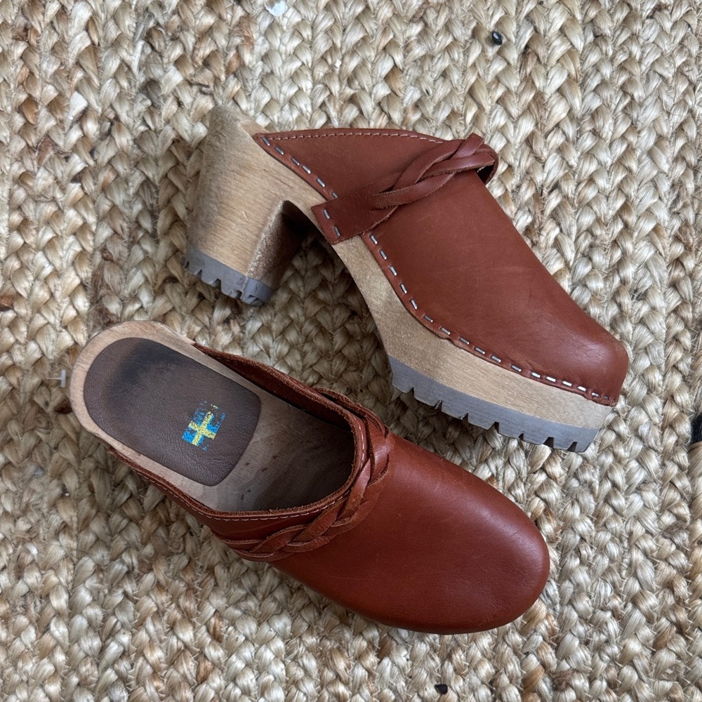 MIA Elsa 36 Brown Wood Sole Braided Clogs platform shoes